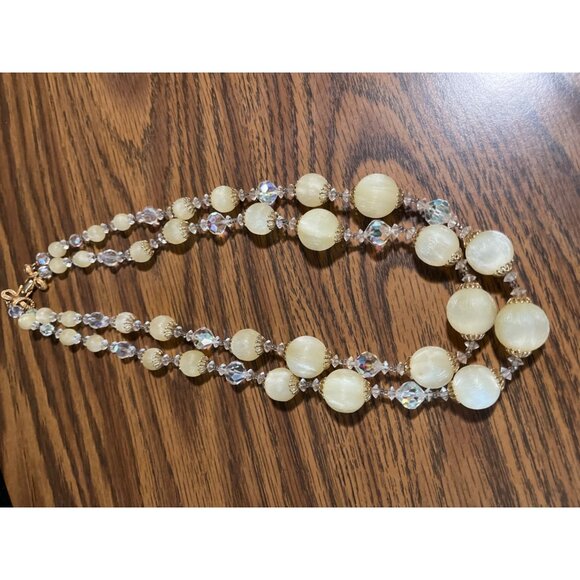 Vendome signed vintage crystal beaded double strand necklace and clip earrings - Picture 3 of 8